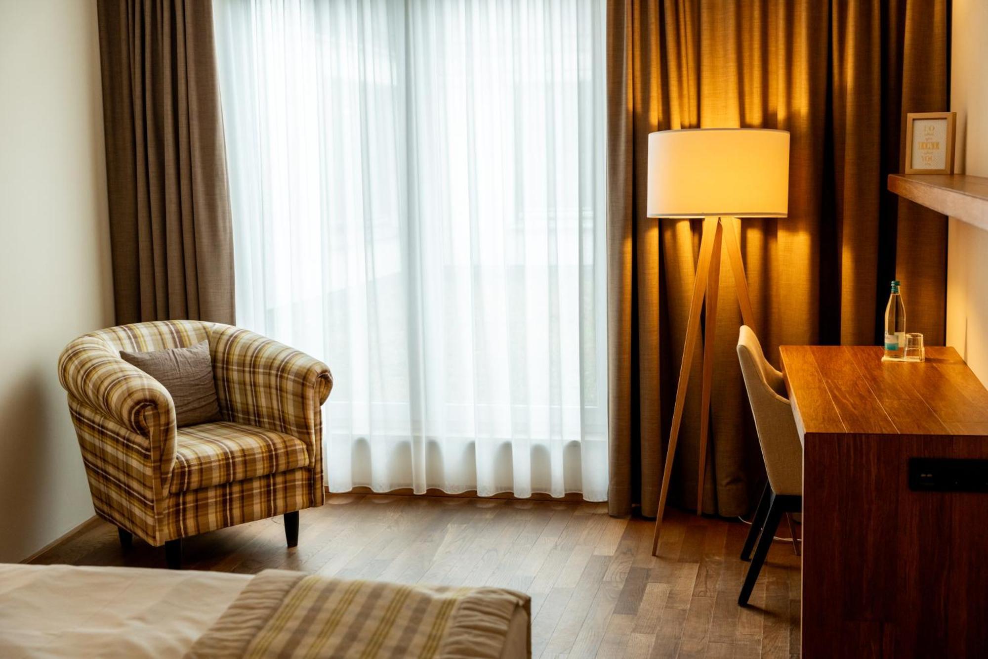 Restaurant Hotel Zum Storchen Waldkirch Eksteriør bilde