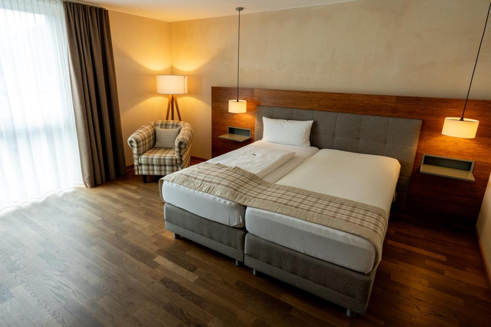 Restaurant Hotel Zum Storchen Waldkirch Eksteriør bilde